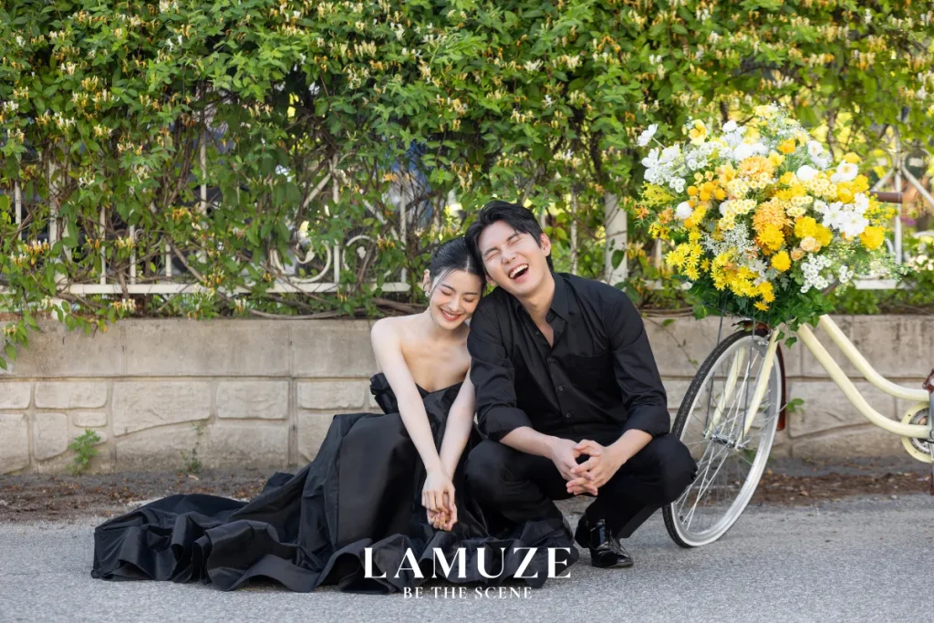 黒ドレス・ブラックドレスってウェディングでもあり？