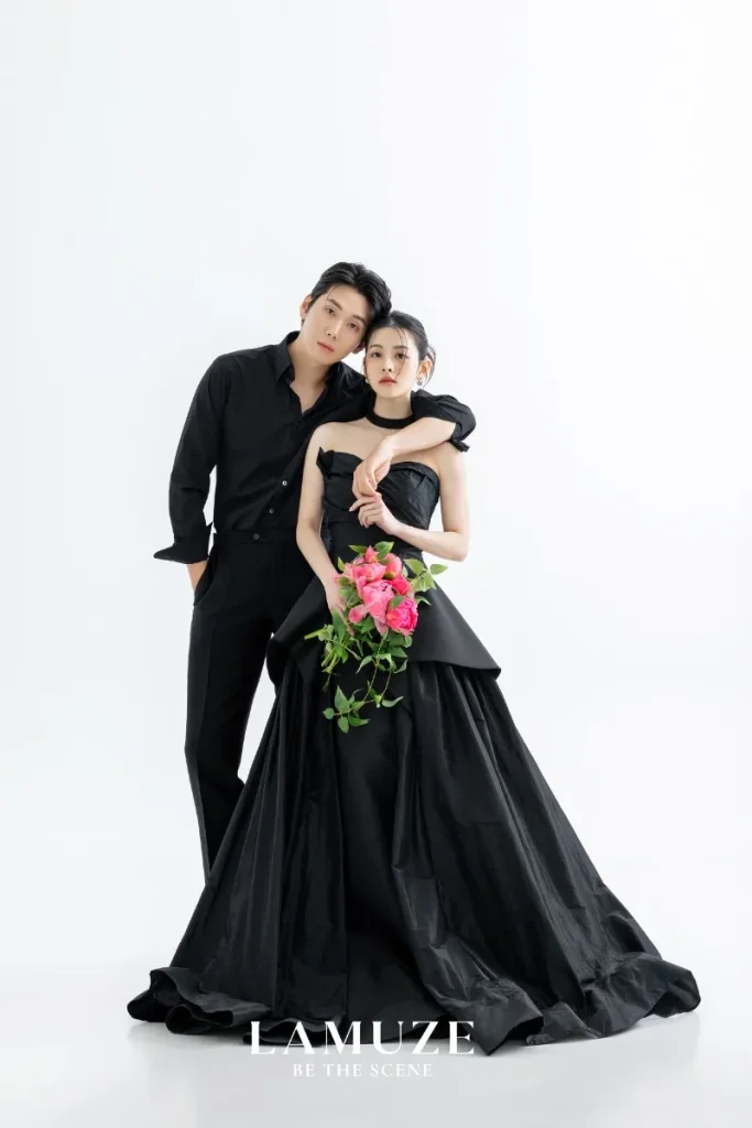 黒ドレス・ブラックドレス_Aライン1