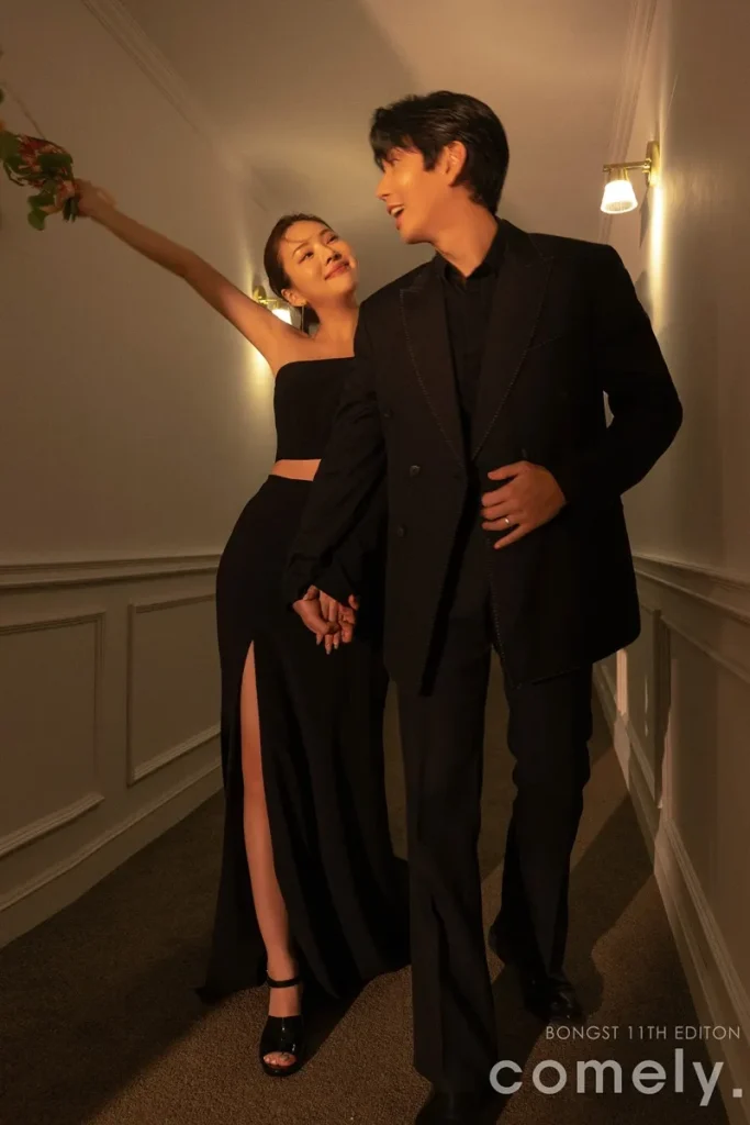 黒ドレス・ブラックドレス_個性派2