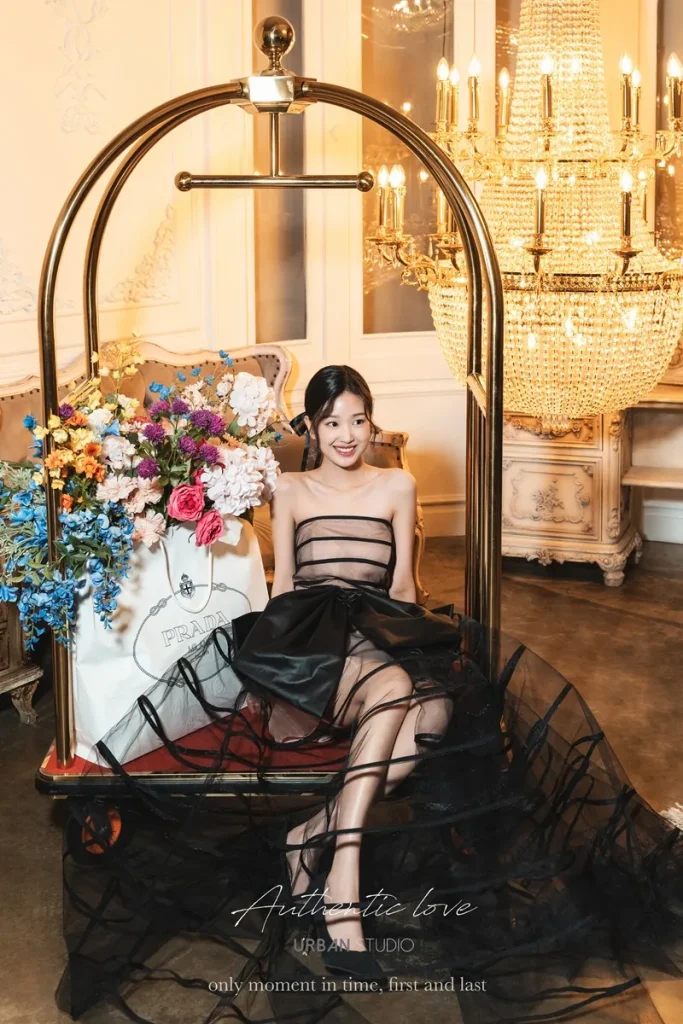 黒ドレス・ブラックドレス_個性派1