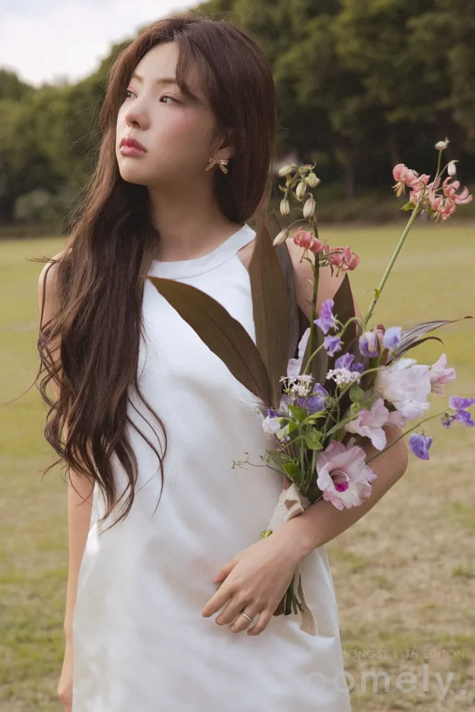 ダウンヘアとナチュラルテイストのドレス_02