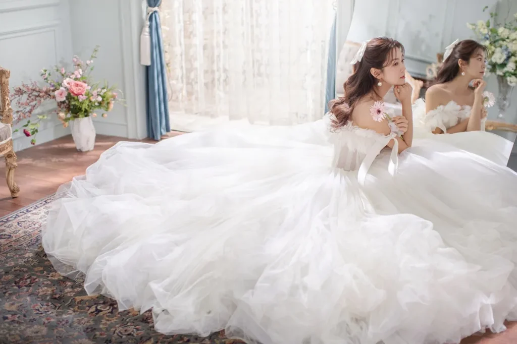 ハーフアップと大きめリボン
